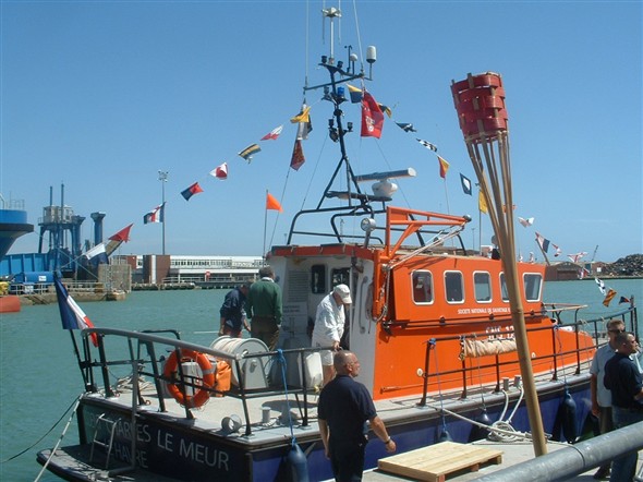 Photo:The visiting French lifeboat.