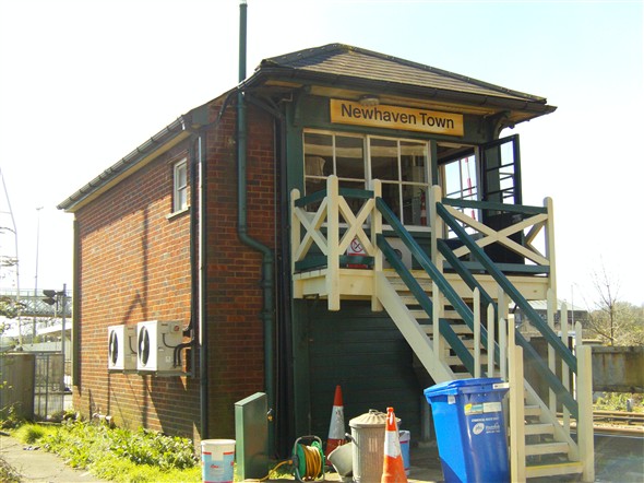 Photo: Illustrative image for the 'NEWHAVEN TOWN SIGNALBOX' page
