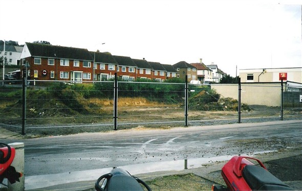 Photo:Fort Road and West Quay Junction,The Captains Table Site - 2000
