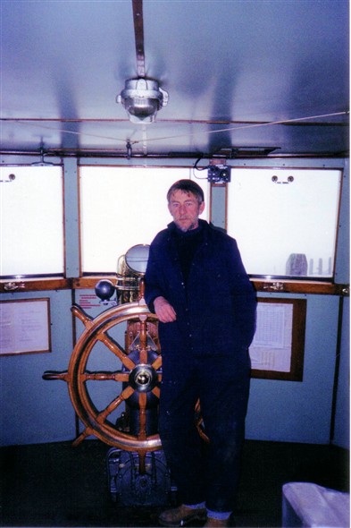 Photo:John Watkins at Meeching's wheel  17th. Jan 2000