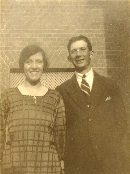 Photo:Mary with her first husband, Harold Stapley, Uckfield, late 1920s