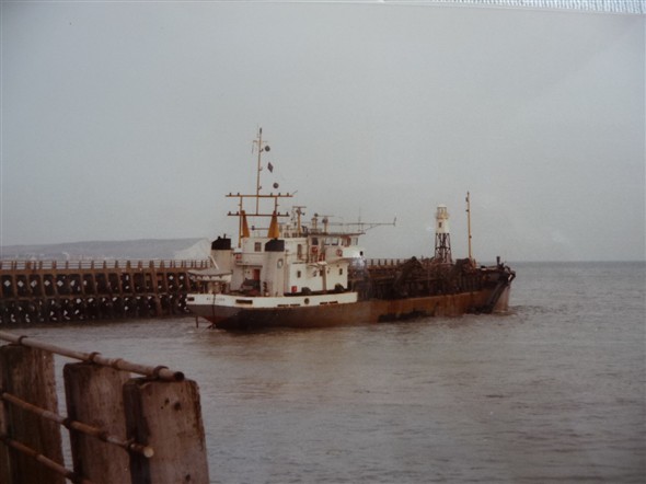 Photo:W.D.Severn by the old East Pier lighthouse