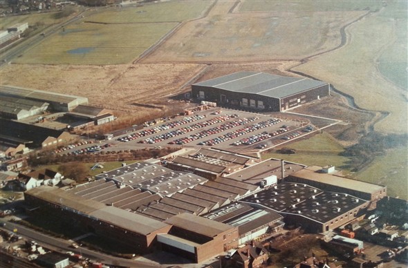 Photo:Aerial view of the Parker Pen site c1985