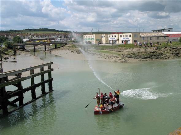 Photo: Illustrative image for the 'RAFT RACE' page