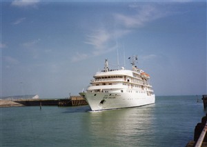 Photo: Illustrative image for the 'CRUISE SHIPS VISIT' page