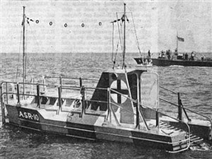 Photo:WW2 Rescue float