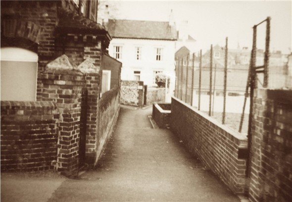 Photo:South Lane looking North with Sidney Cottage - c1950