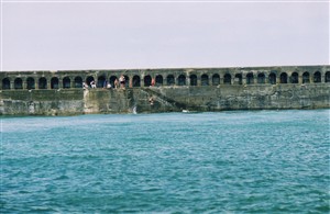 Photo:The breakwater at West Beach, Newhaven