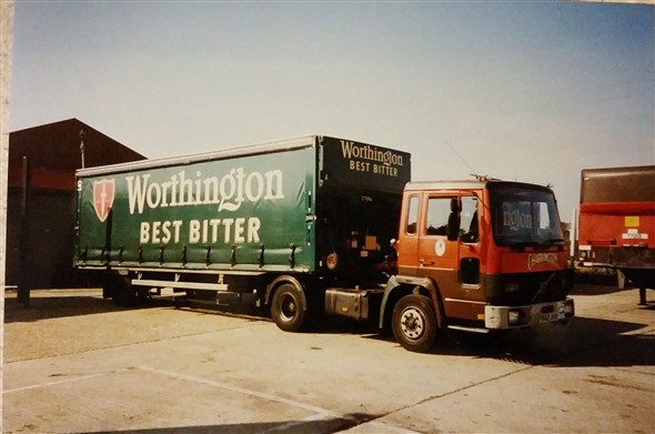 Photo:And a smart looking Worthington truck