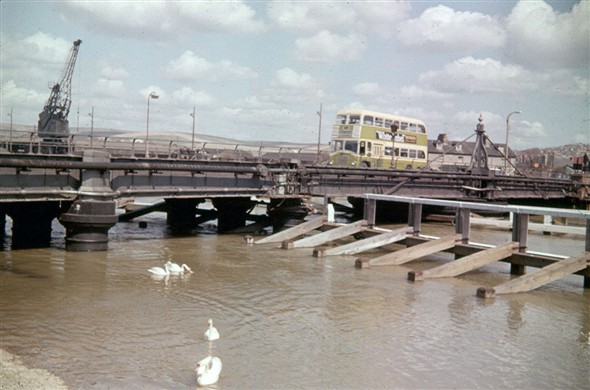 Photo: Illustrative image for the 'NEWHAVEN SWING BRIDGE' page