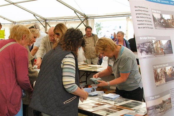 Photo:A busy Our Newhaven stand