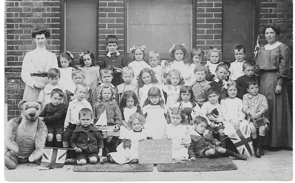 Photo: Illustrative image for the 'MEECHING INFANTS SCHOOL' page