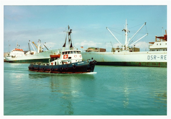 Photo:Meeching and Cargo Ships - 1980