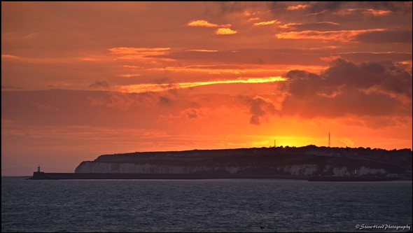 Photo: Illustrative image for the 'NEWHAVEN SUNSET' page